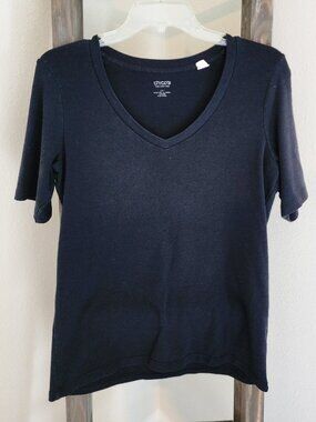 Chico's Size 1 Black short sleeve T-Shirt Excellent Condition